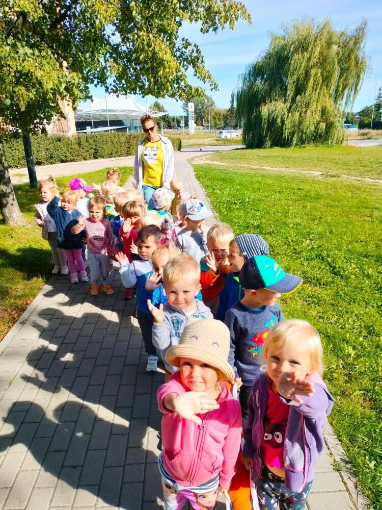 Zabawy W Terenie Dla Przedszkolaków Zabawy w terenie... - Przedszkole Leśna Pętelka 47 w Gdyni
